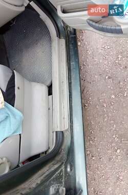 Внедорожник / Кроссовер Land Rover Freelander 2001 в 