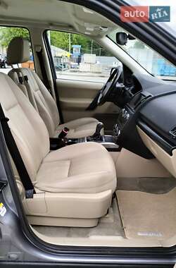 Внедорожник / Кроссовер Land Rover Freelander 2013 в 