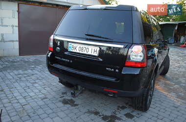 Позашляховик / Кросовер Land Rover Freelander 2012 в 