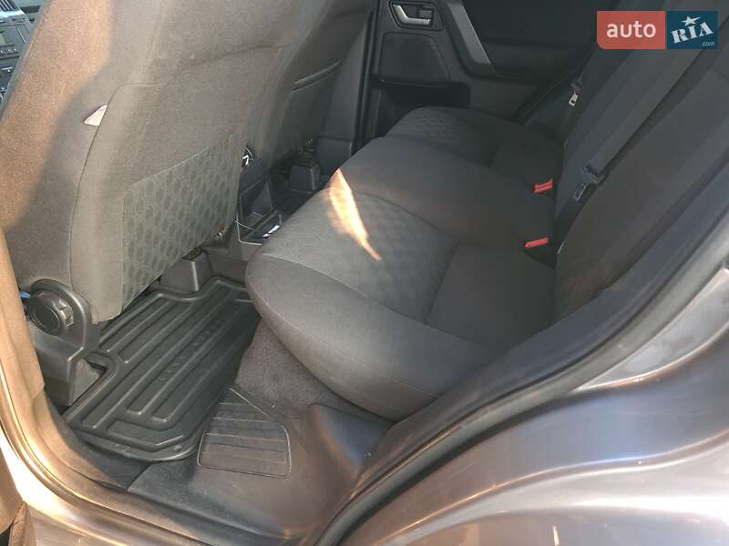 Позашляховик / Кросовер Land Rover Freelander 2008 в Києві