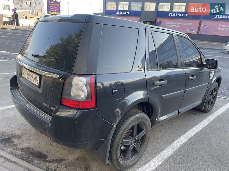 Позашляховик / Кросовер Land Rover Freelander 2011 в Києві