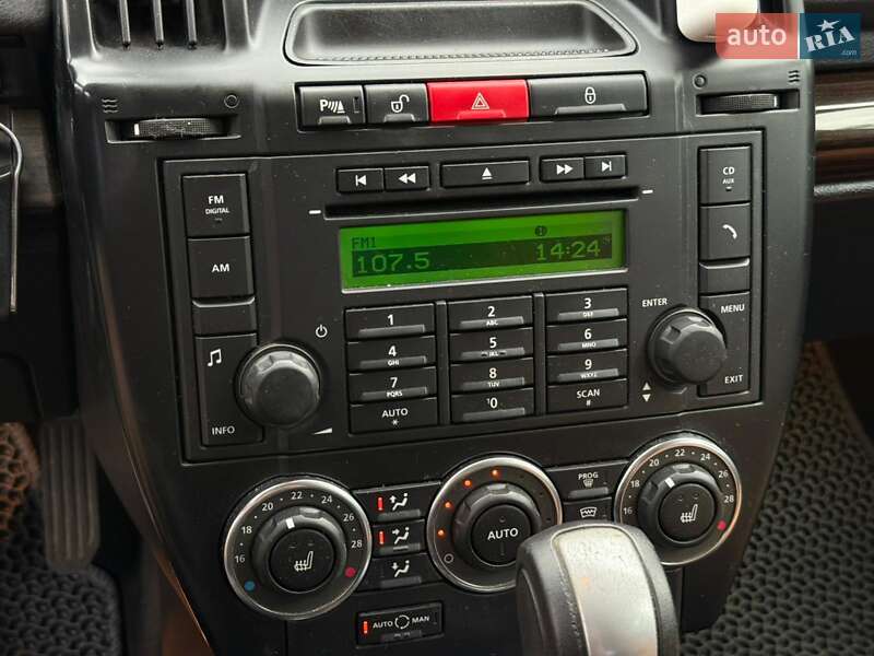 Позашляховик / Кросовер Land Rover Freelander 2012 в Сарнах