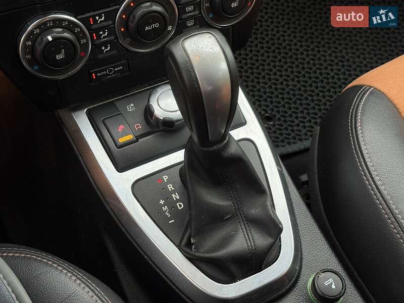 Позашляховик / Кросовер Land Rover Freelander 2012 в Сарнах