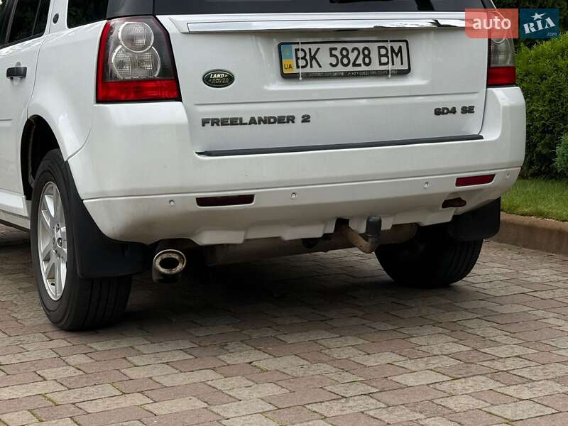 Позашляховик / Кросовер Land Rover Freelander 2012 в Сарнах