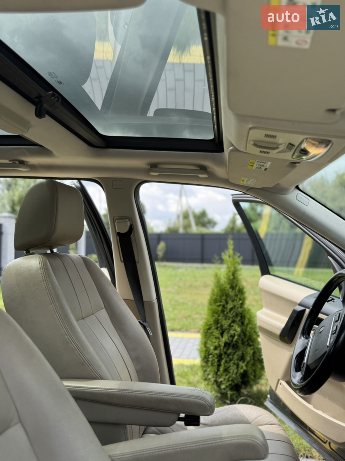 2012 Land Rover Freelander - мініатюра 24
