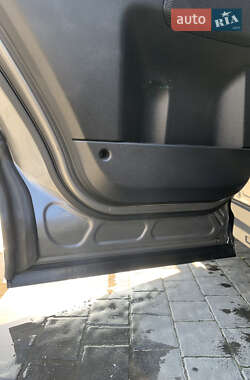 Внедорожник / Кроссовер Land Rover Freelander 2008 в 