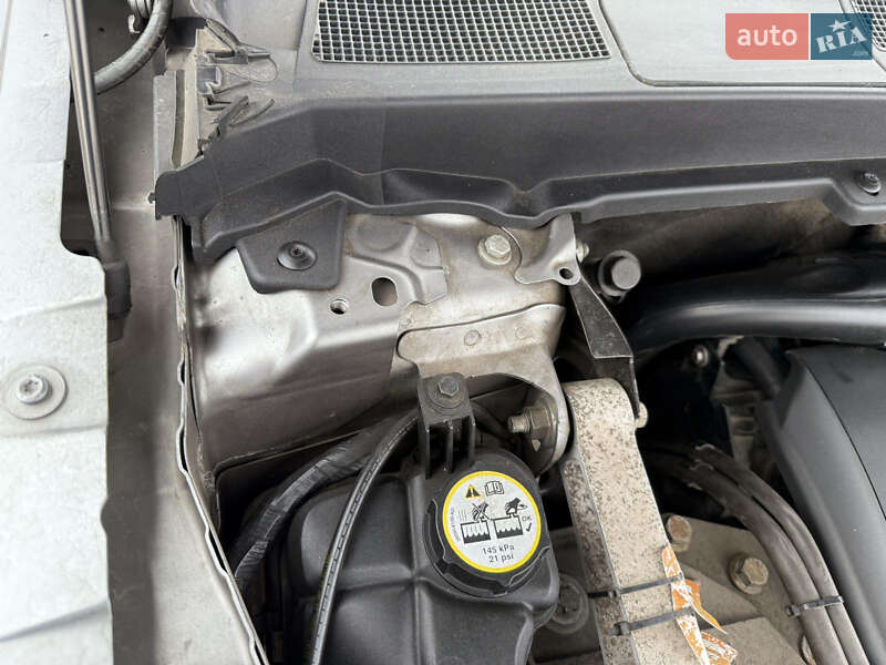 Позашляховик / Кросовер Land Rover Freelander 2013 в Києві