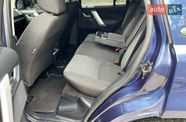 Позашляховик / Кросовер Land Rover Freelander 2010 в 