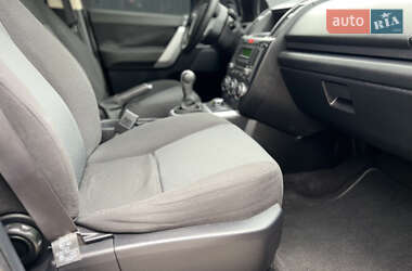 Позашляховик / Кросовер Land Rover Freelander 2010 в 