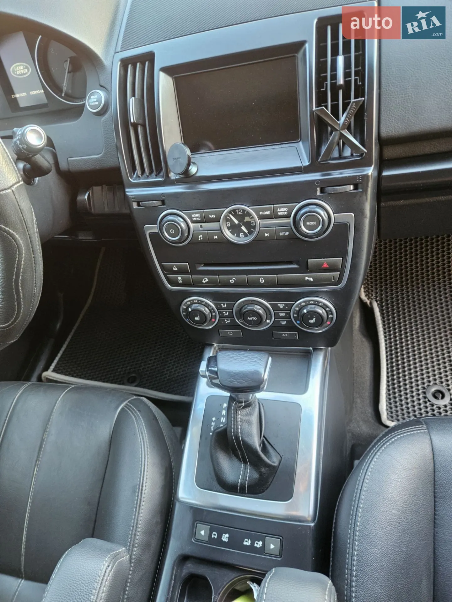2013 Land Rover Freelander - мініатюра 11