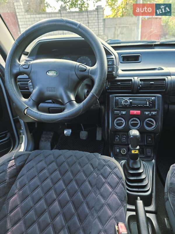 Внедорожник / Кроссовер Land Rover Freelander 2001 в Вознесенске