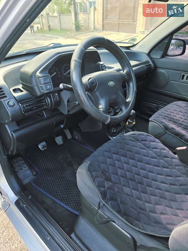Внедорожник / Кроссовер Land Rover Freelander 2001 в Вознесенске