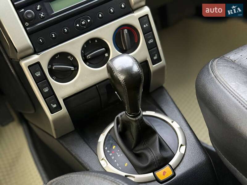 Внедорожник / Кроссовер Land Rover Freelander 2003 в Николаеве