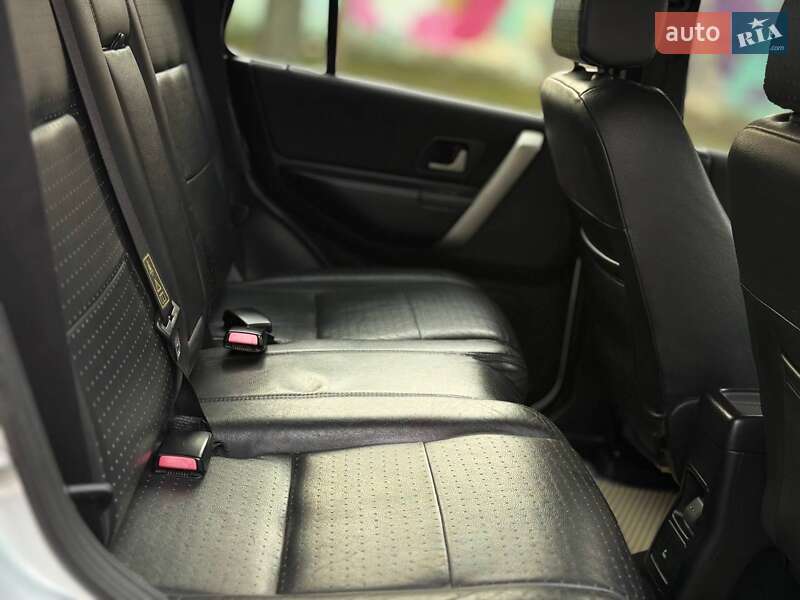 Внедорожник / Кроссовер Land Rover Freelander 2003 в Николаеве