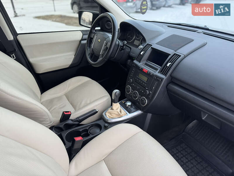 Позашляховик / Кросовер Land Rover Freelander 2009 в Луцьку