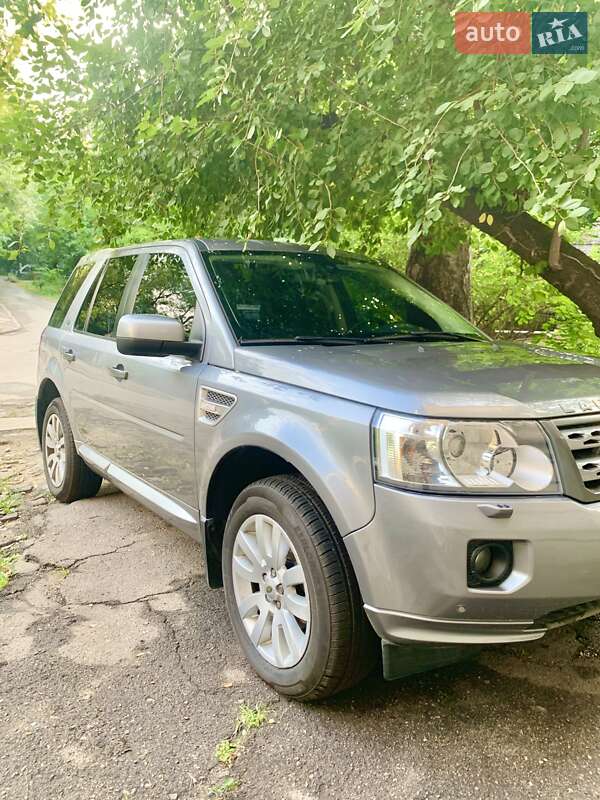 Land Rover Freelander 2011