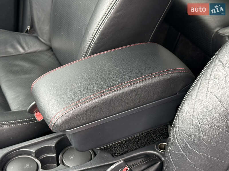 Внедорожник / Кроссовер Land Rover Freelander 2009 в Тернополе