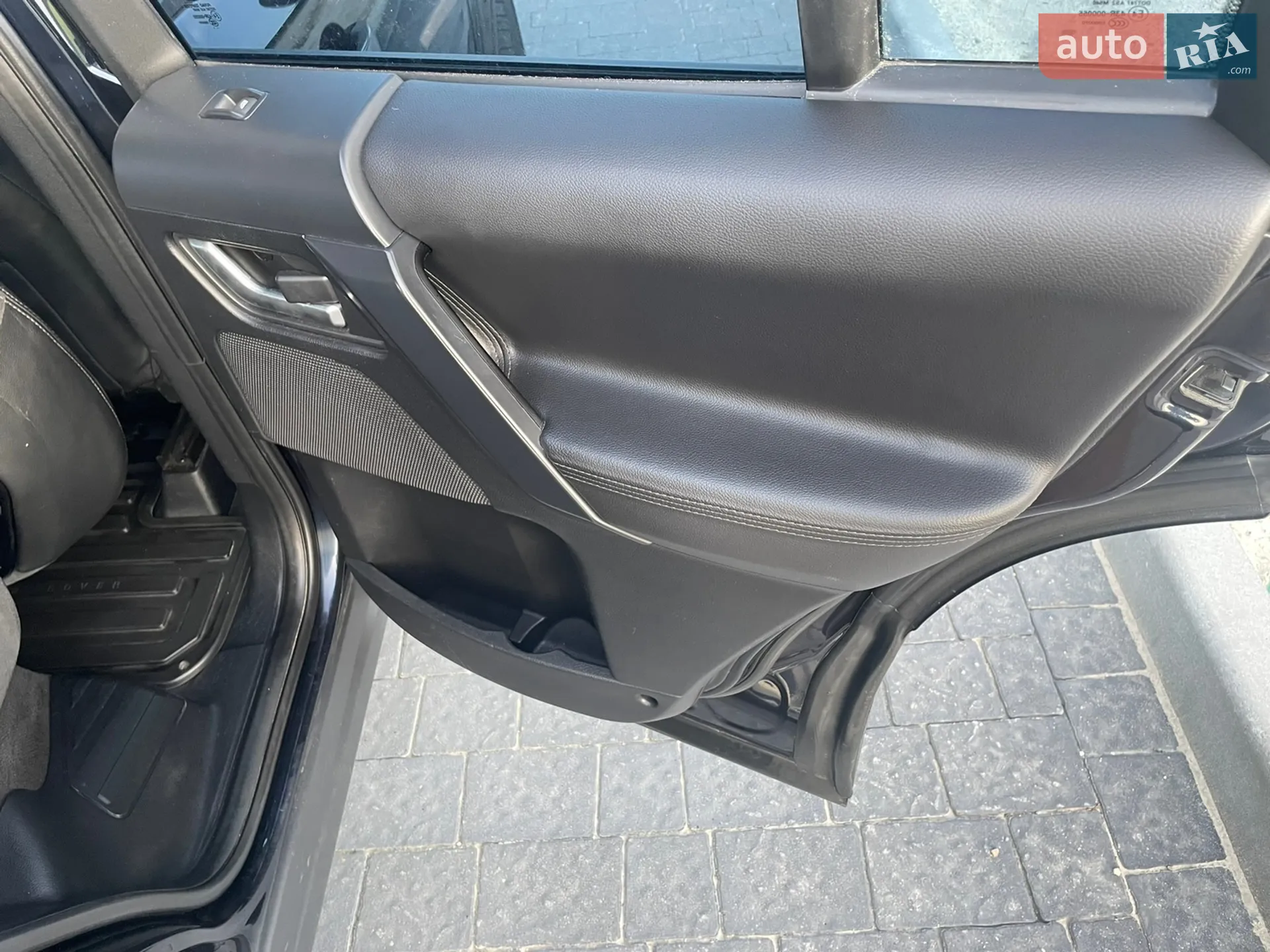 2011 Land Rover Freelander - мініатюра 30