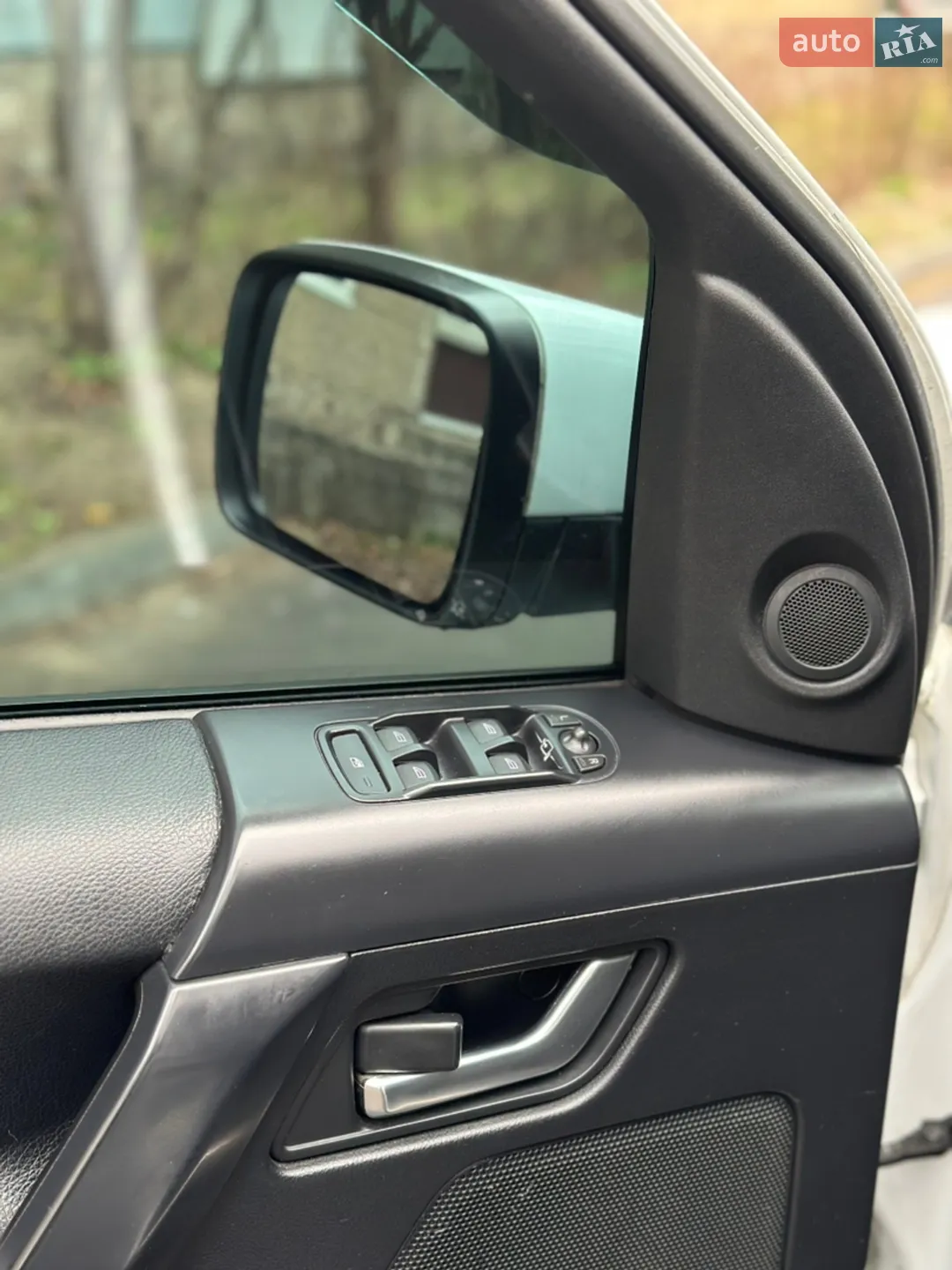 2013 Land Rover Freelander - мініатюра 19