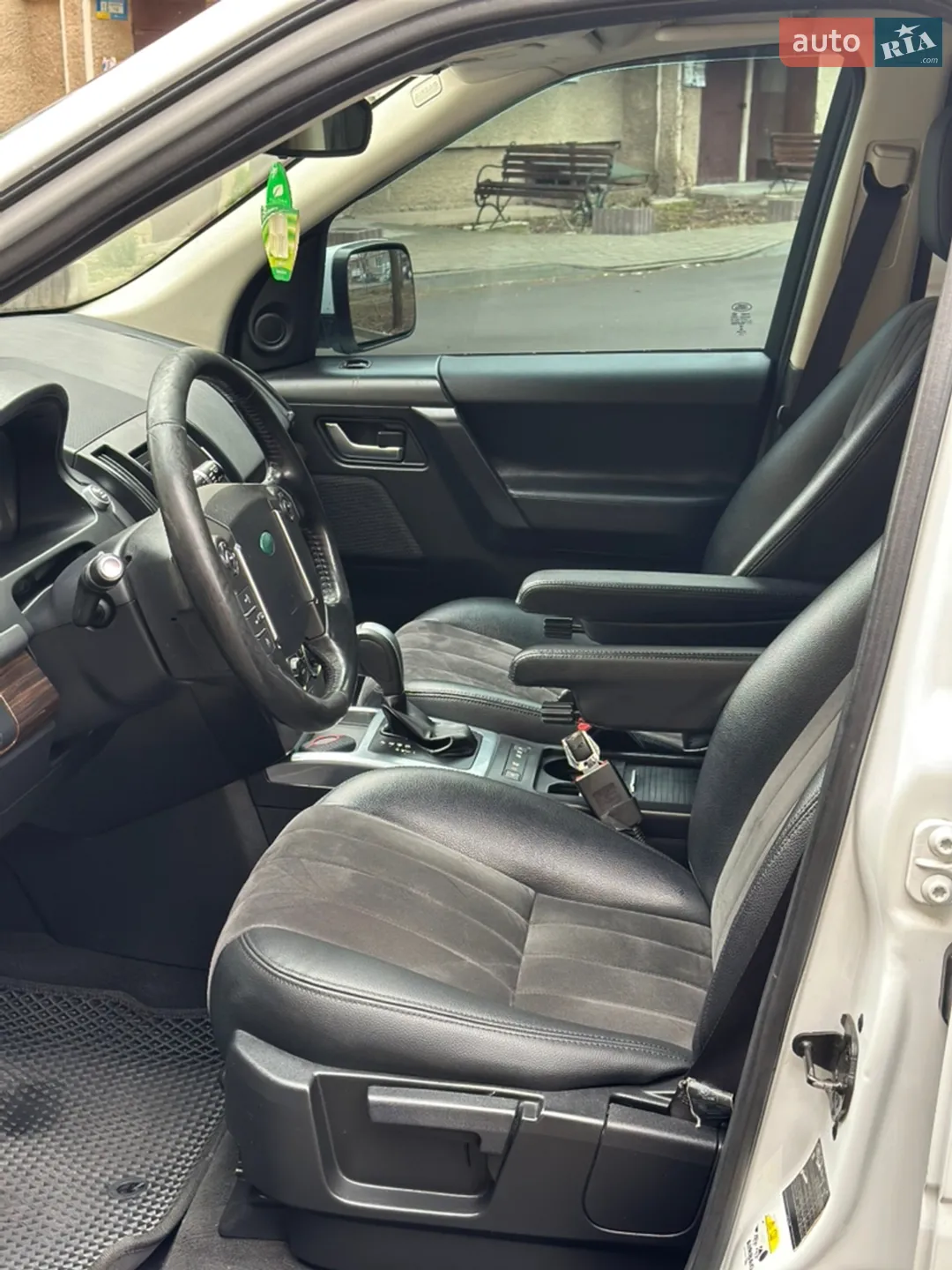 2013 Land Rover Freelander - мініатюра 21