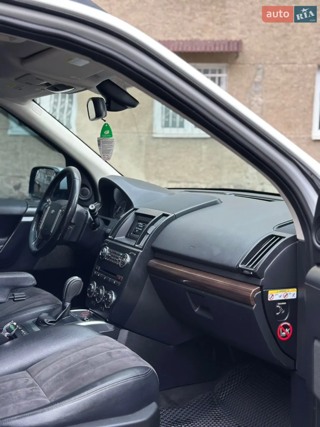 2013 Land Rover Freelander - мініатюра 31