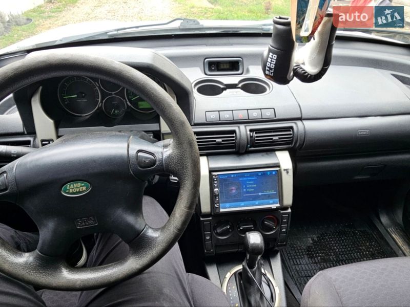 Позашляховик / Кросовер Land Rover Freelander 2004 в Чернівцях