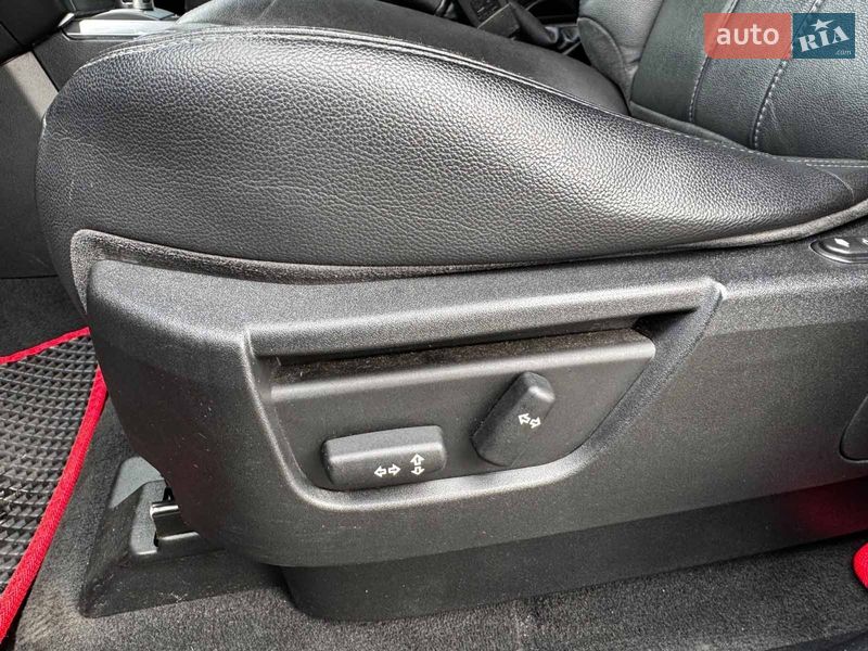 Внедорожник / Кроссовер Land Rover Freelander 2012 в Киеве