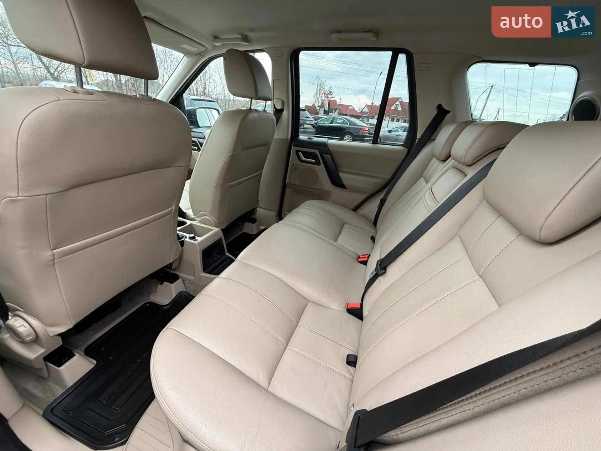 2011 Land Rover Freelander - мініатюра 19