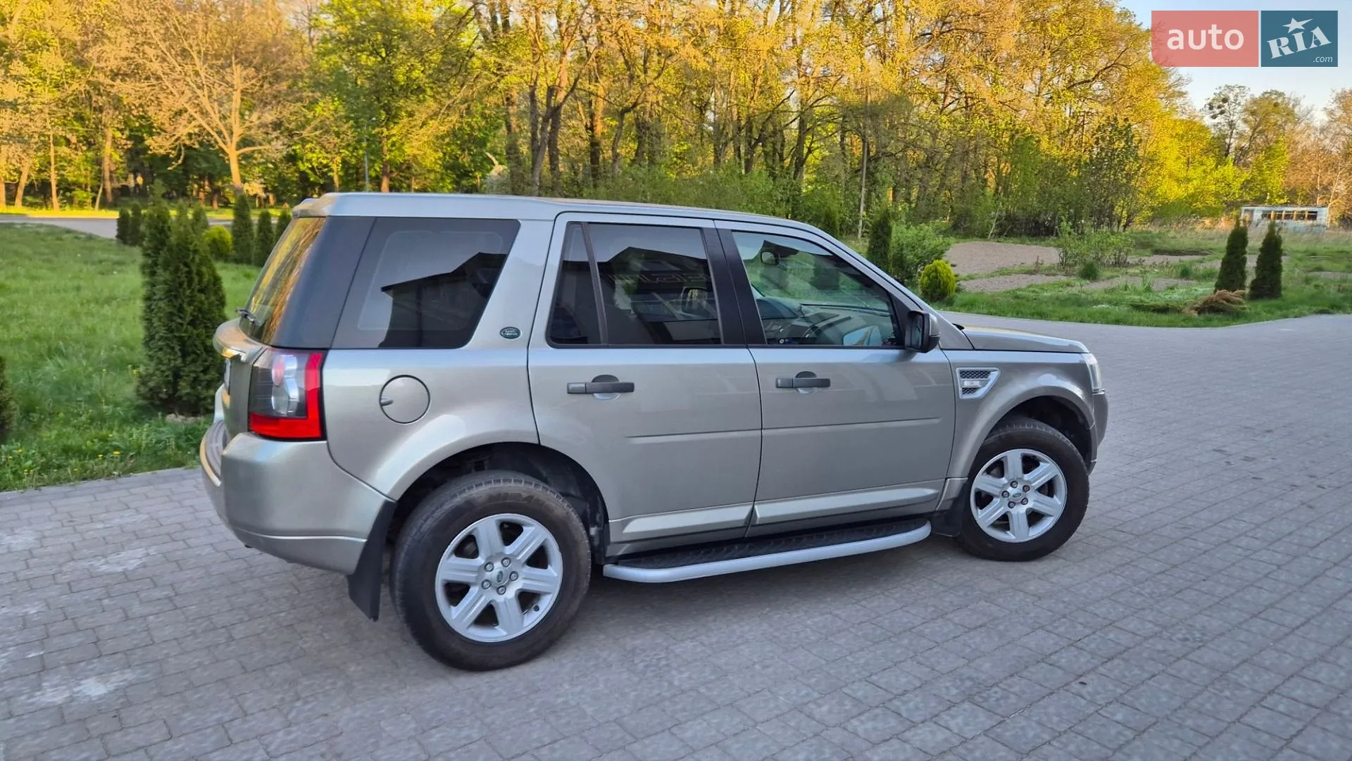 2011 Land Rover Freelander - мініатюра 24