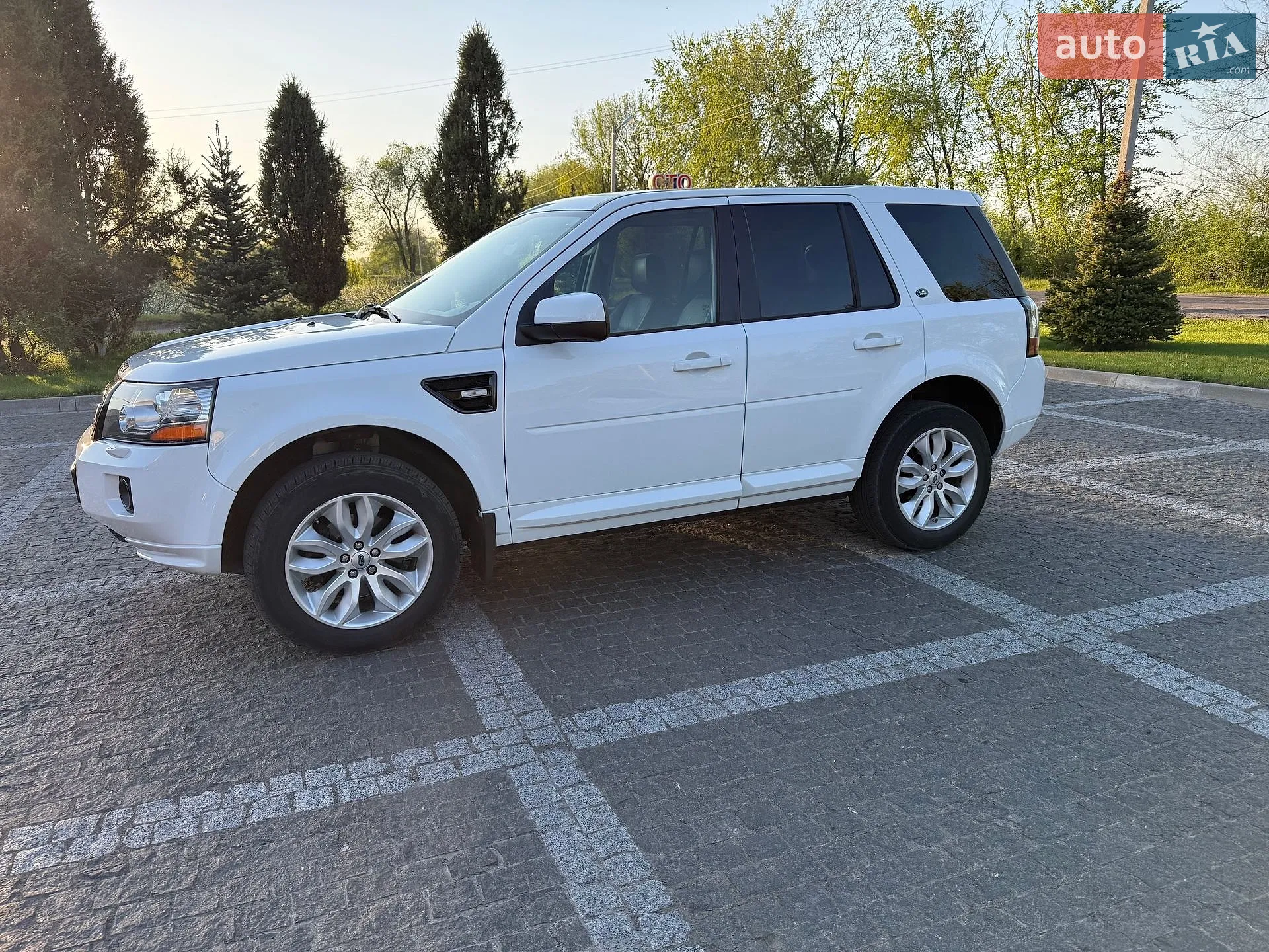 2013 Land Rover Freelander - мініатюра 3