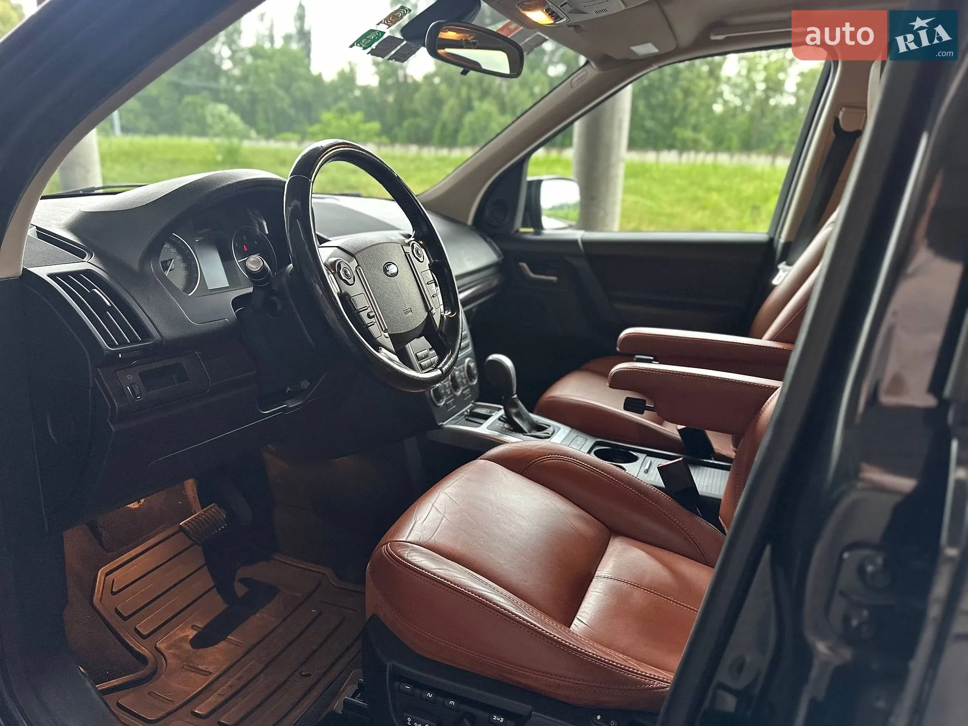 2013 Land Rover Freelander - мініатюра 19