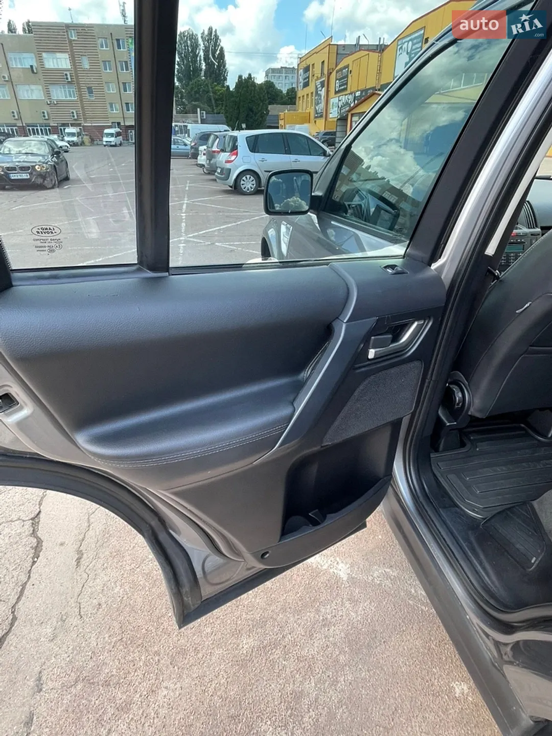 2010 Land Rover Freelander - мініатюра 16
