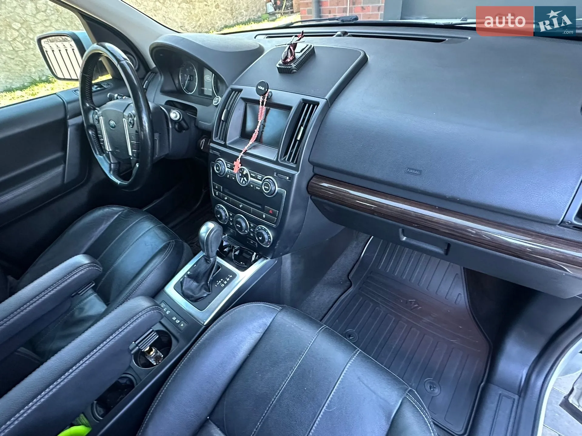 2014 Land Rover Freelander - мініатюра 26