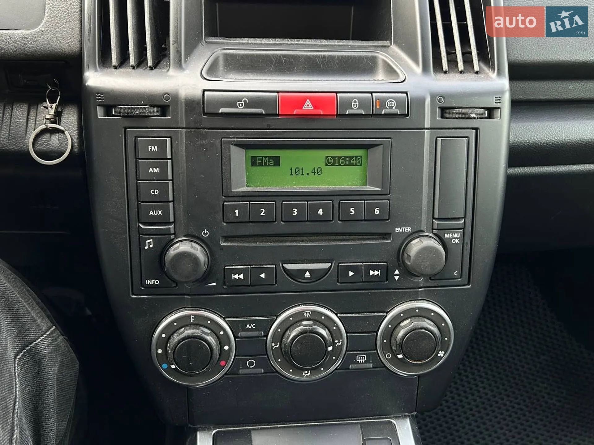 2010 Land Rover Freelander - мініатюра 19