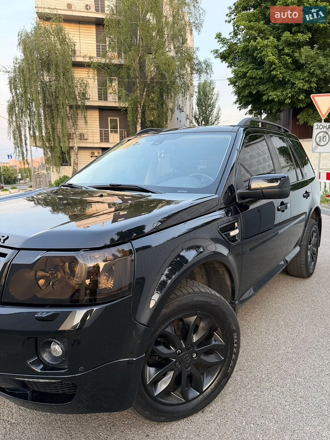 2010 Land Rover Freelander - мініатюра 2