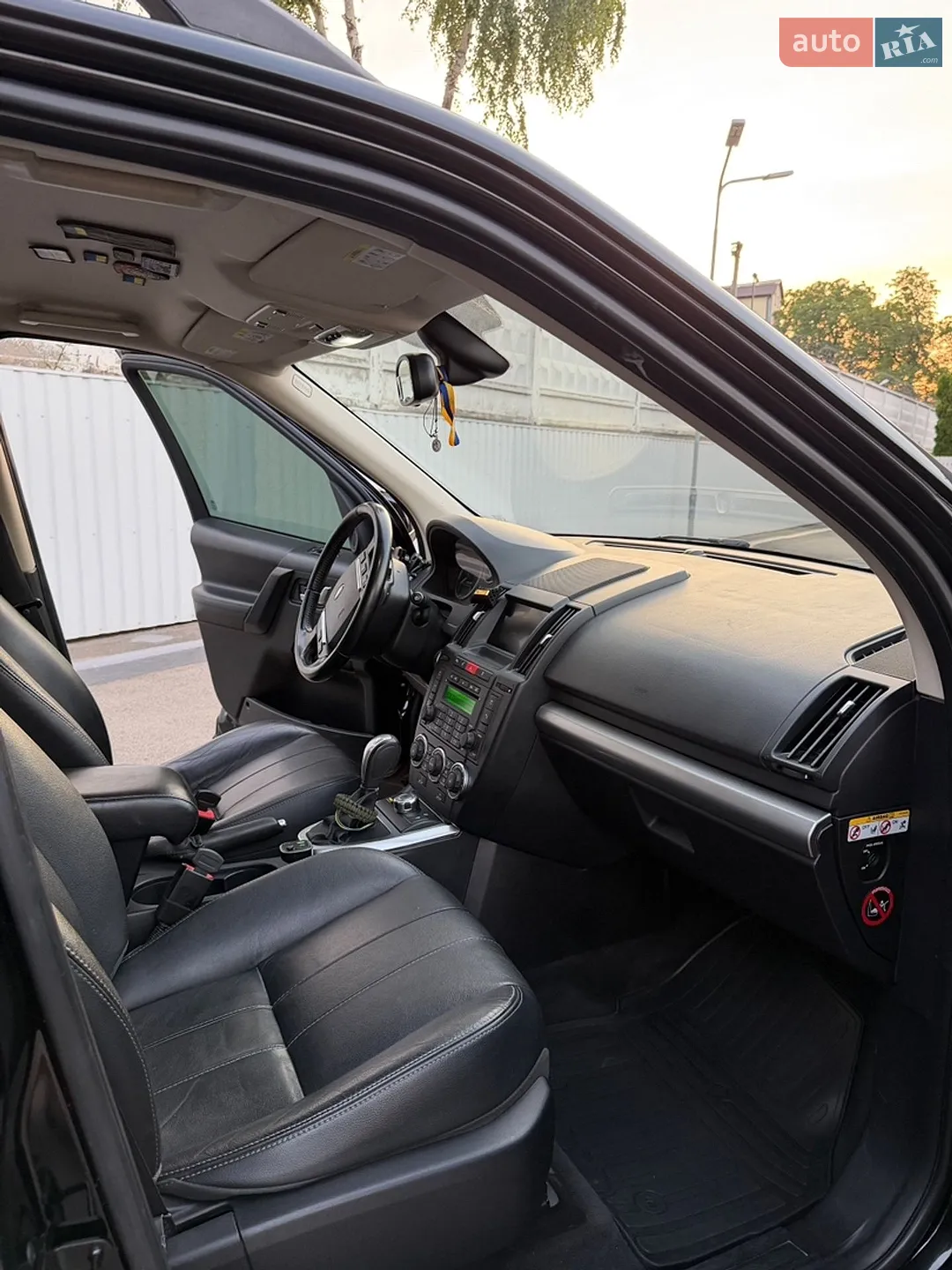 2010 Land Rover Freelander - мініатюра 23