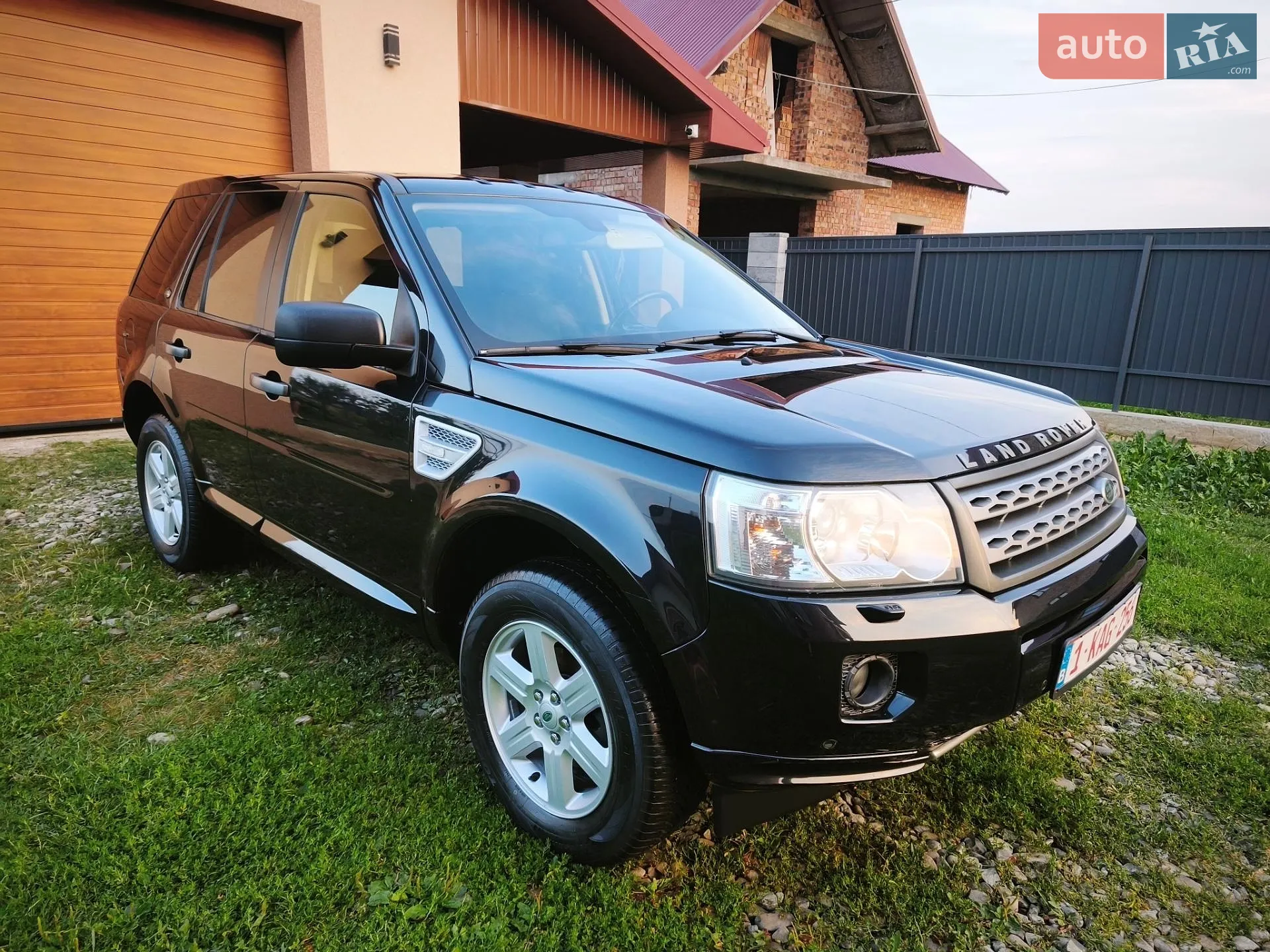 2011 Land Rover Freelander - мініатюра 16