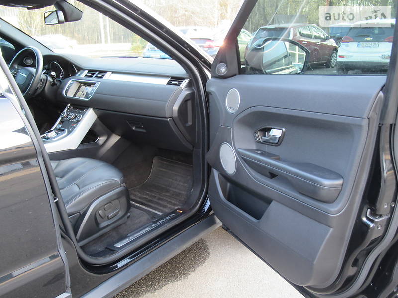 Внедорожник / Кроссовер Land Rover Range Rover Evoque 2015 в Киеве