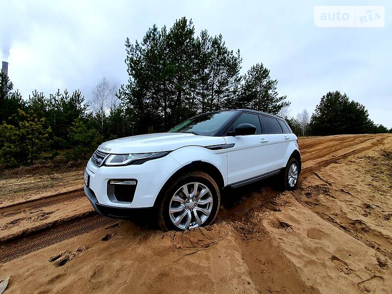 Внедорожник / Кроссовер Land Rover Range Rover Evoque 2015 в Киеве