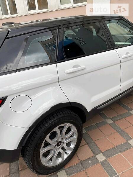 Позашляховик / Кросовер Land Rover Range Rover Evoque 2014 в Києві