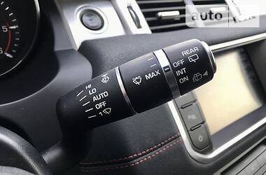 Позашляховик / Кросовер Land Rover Range Rover Evoque 2013 в 