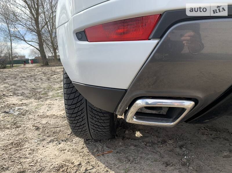 Позашляховик / Кросовер Land Rover Range Rover Evoque 2015 в Києві