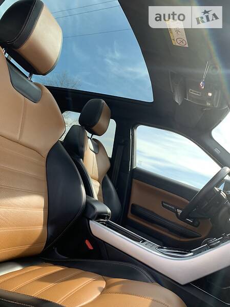 Позашляховик / Кросовер Land Rover Range Rover Evoque 2015 в Києві