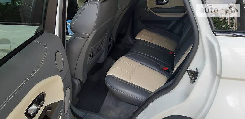 Внедорожник / Кроссовер Land Rover Range Rover Evoque 2016 в Первомайске