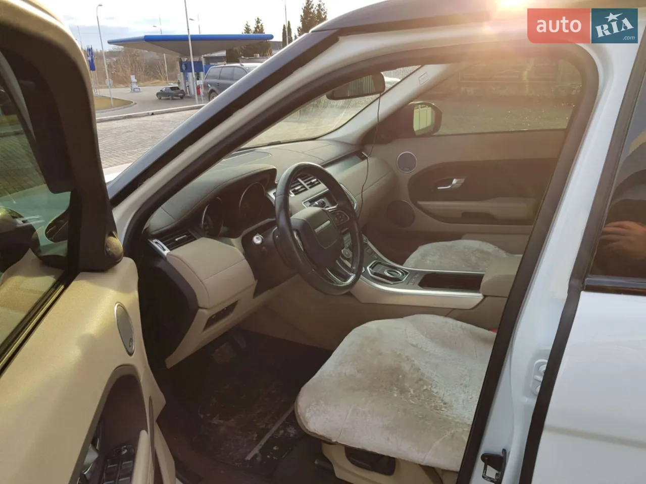 2014 Land Rover Range Rover Evoque - мініатюра 53