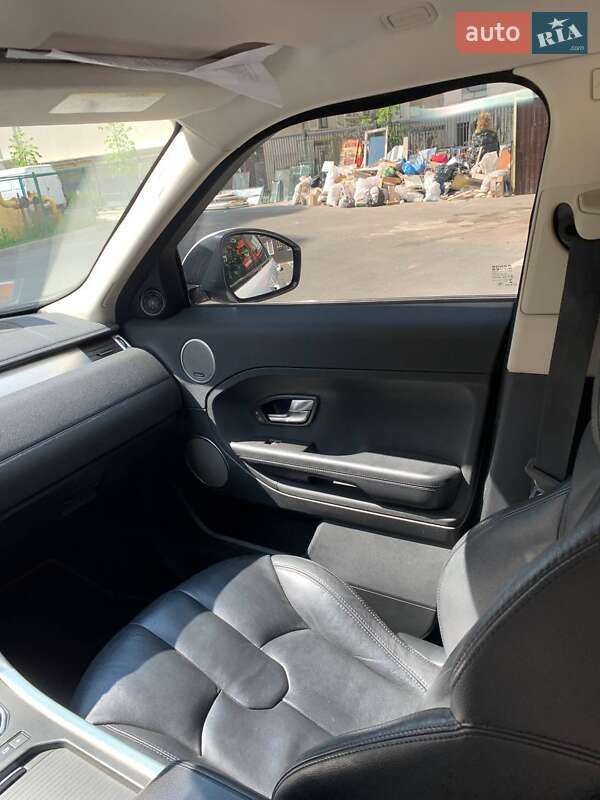 Внедорожник / Кроссовер Land Rover Range Rover Evoque 2015 в Ирпене