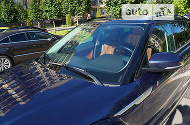 Внедорожник / Кроссовер Land Rover Range Rover Evoque 2012 в 