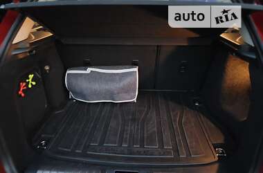 Внедорожник / Кроссовер Land Rover Range Rover Evoque 2015 в 