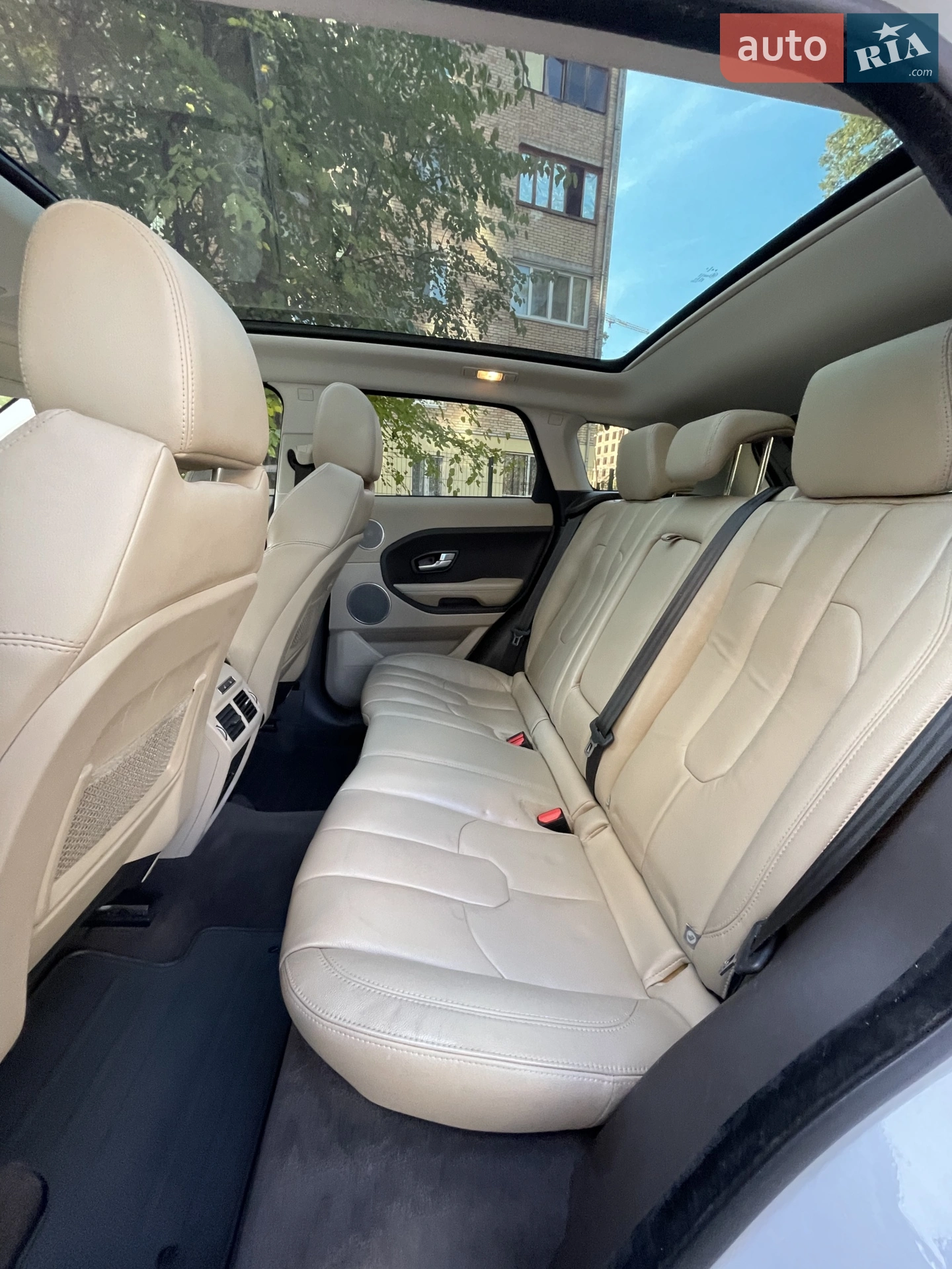 2015 Land Rover Range Rover Evoque - мініатюра 9