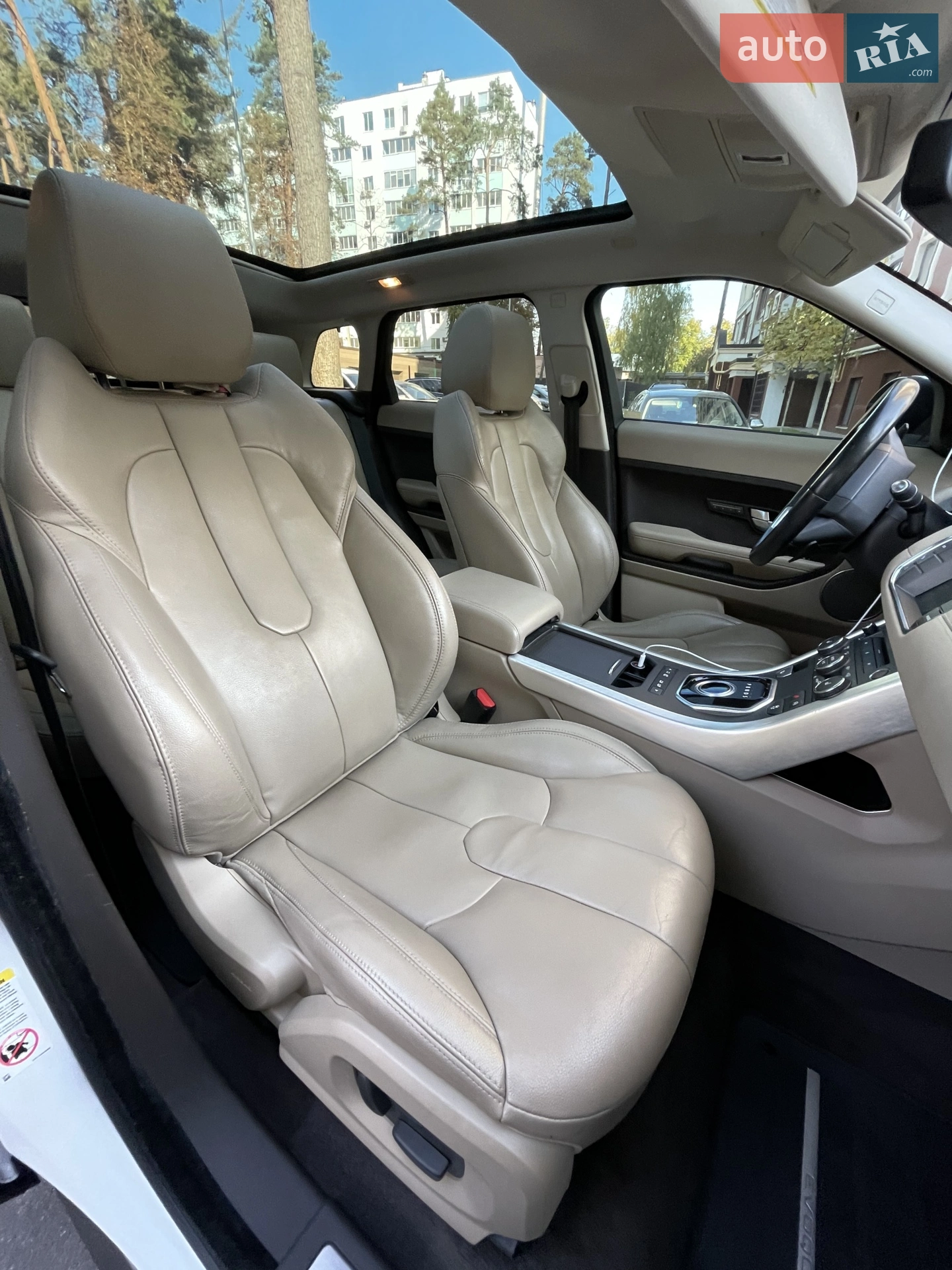 2015 Land Rover Range Rover Evoque - мініатюра 12